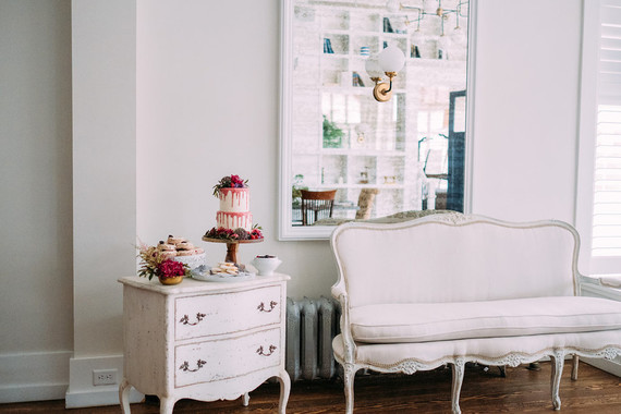 Vintage wedding decor