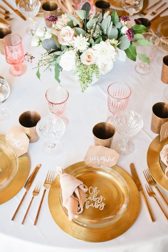 Pink and gold place settings