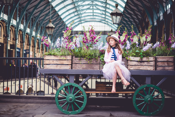 Sweet sisters shoot in London