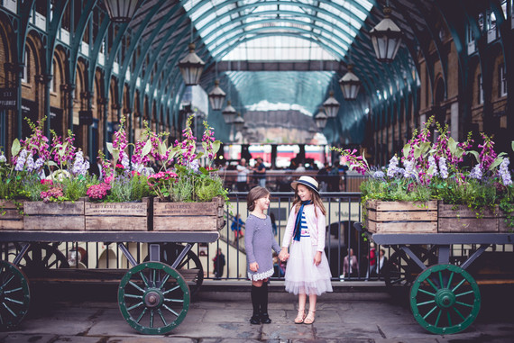 Sweet sisters shoot in London
