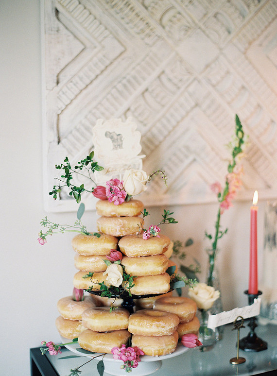 donut cake