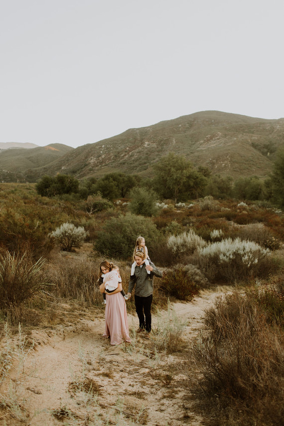 Rustic fall family photos