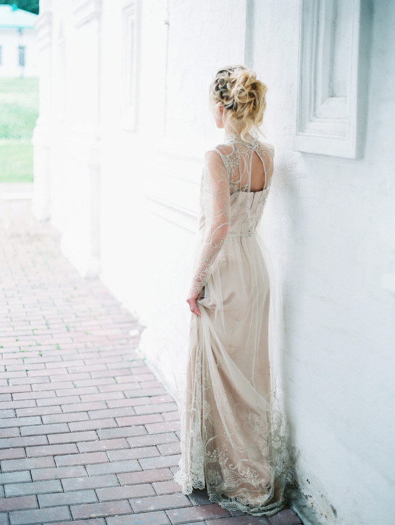Scarlet and blush bridal inspiration