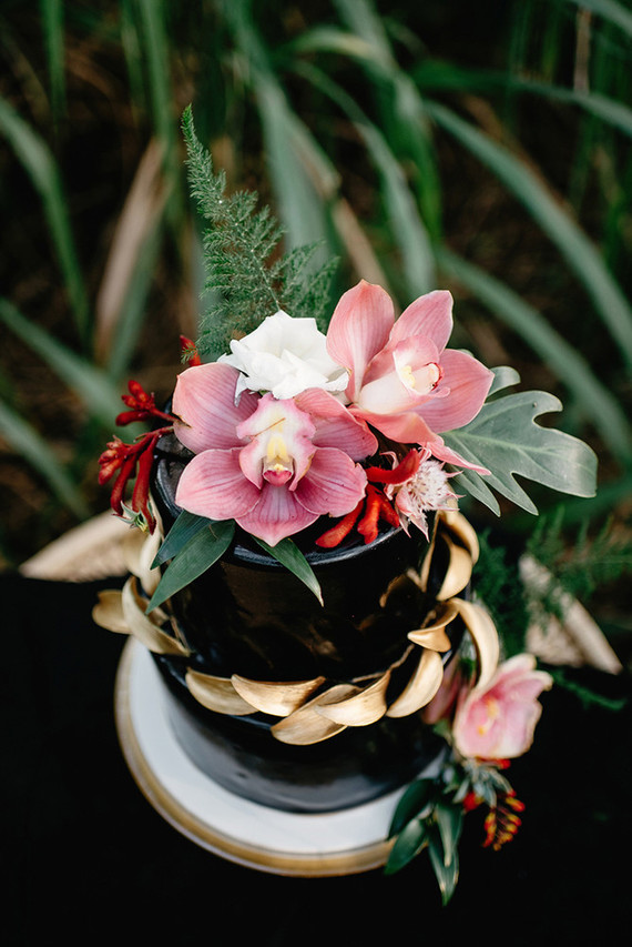 Tropical bohemian wedding inspiration