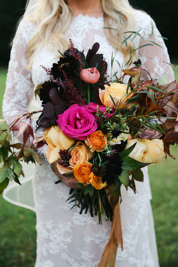 Fall bridal bouquet
