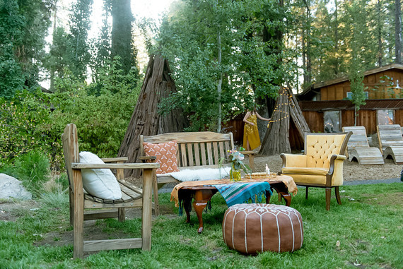 Rustic wedding lounge