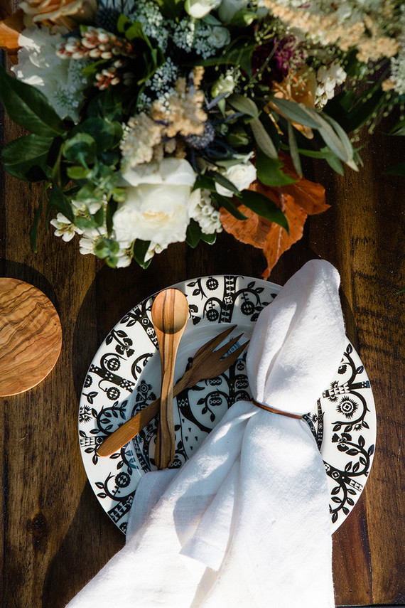 Rustic wedding decor