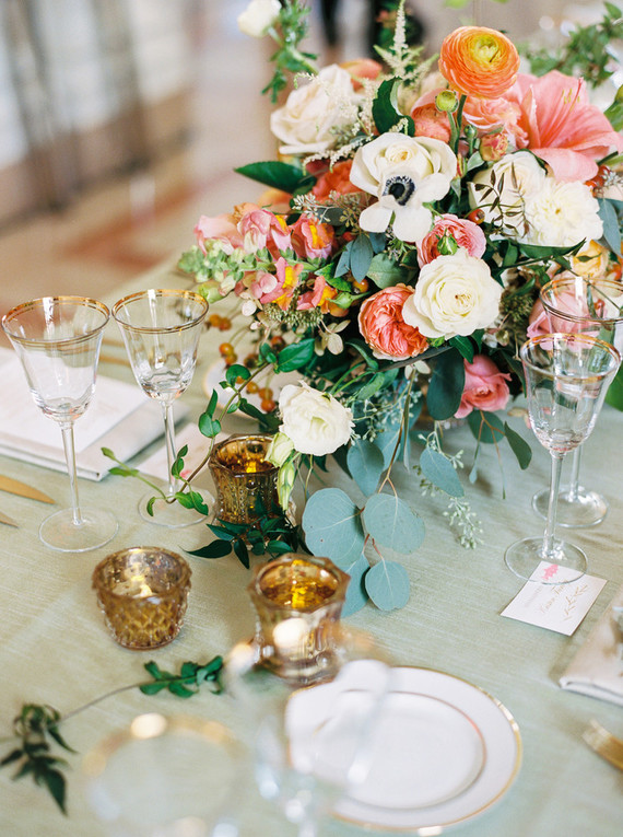 Elegant wedding decor