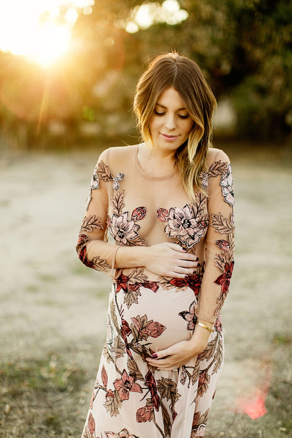 fashionable sexy maternity photos