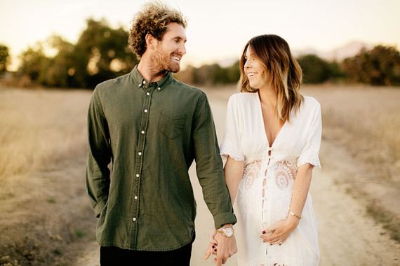 fashionable sexy maternity photos