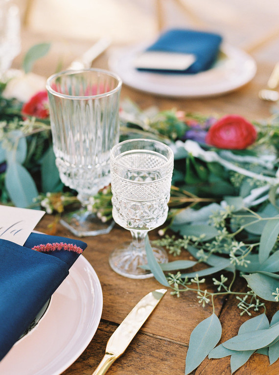 Rustic table decor