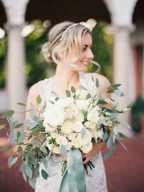 Romantic white bridal bouquet