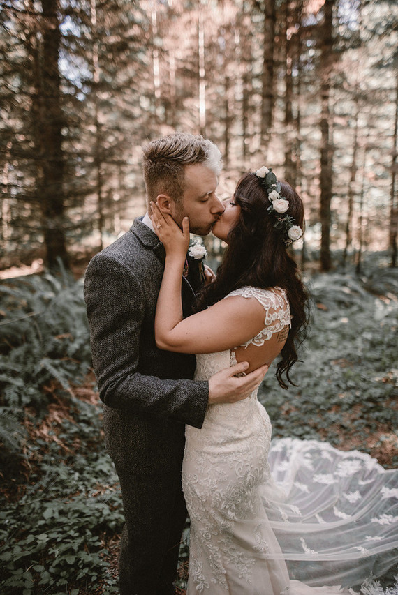 Forest wedding in Portland