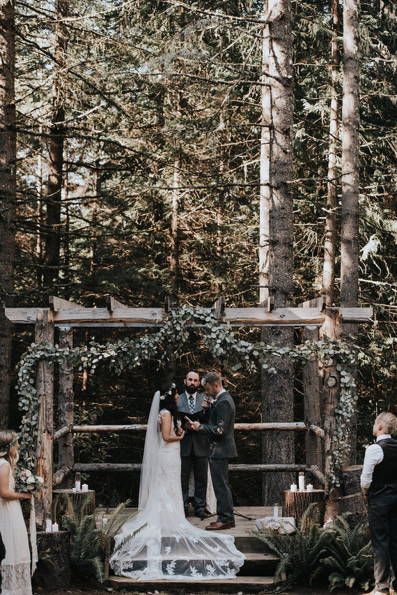 Forest wedding in Portland