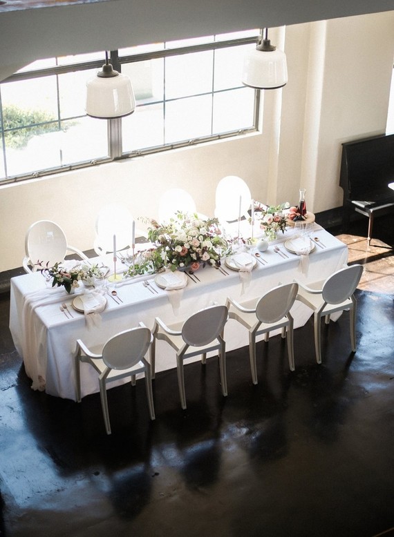 Modern white and copper tablescape