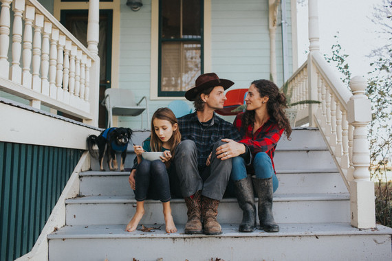 Farmhouse holiday family photos