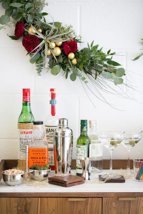 Retro holiday fondu party