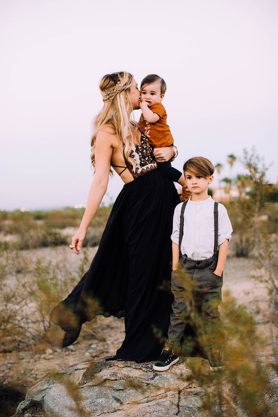 Modern desert family photos