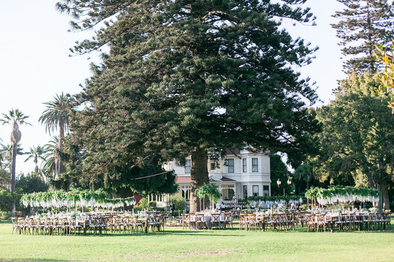 Green, white, and gold wedding ideas