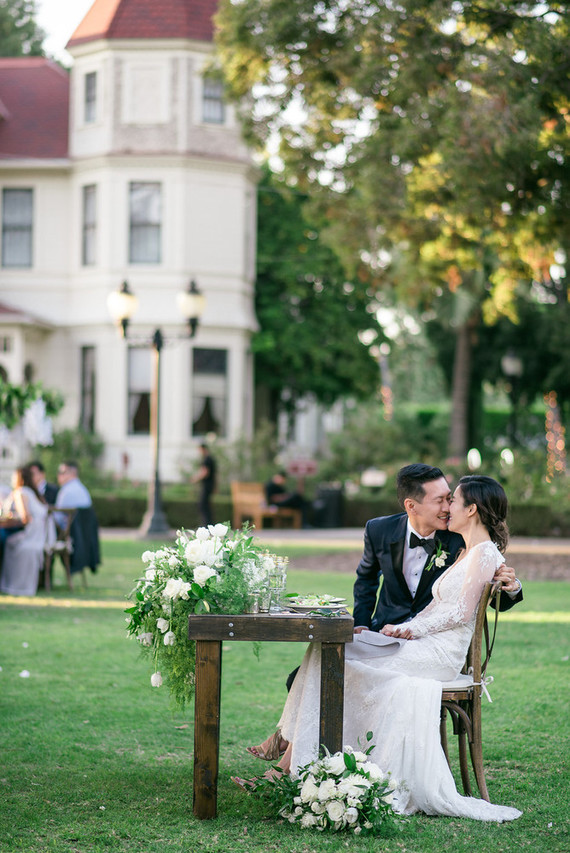 Green, white, and gold wedding ideas