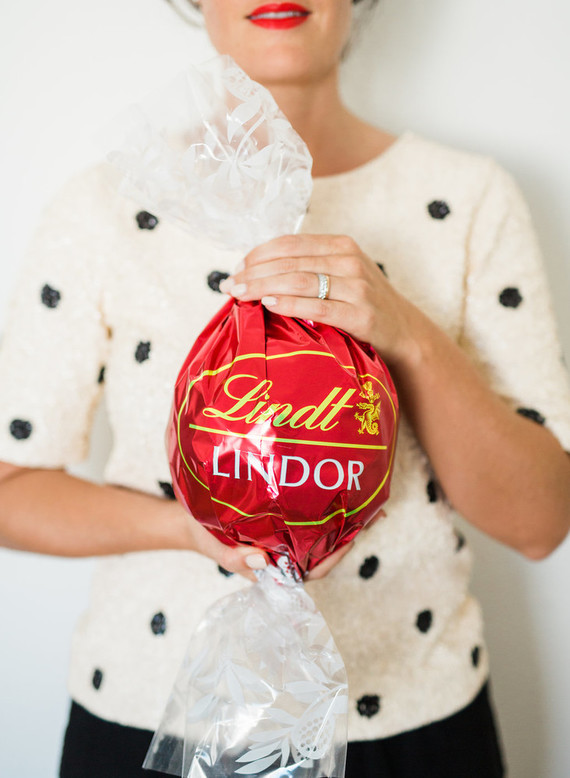 giant Lindt ball gift