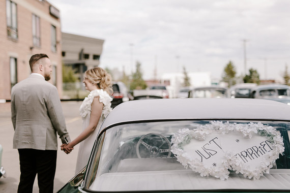 DIY just married sign