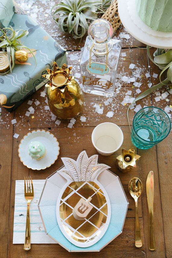 California Christmakah party ideas