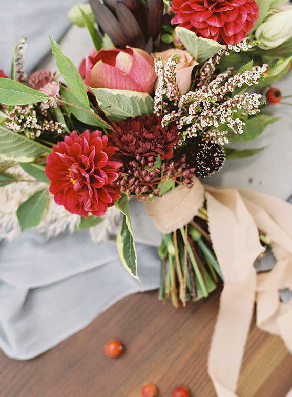 Red winter bridal bouquet Inspiration