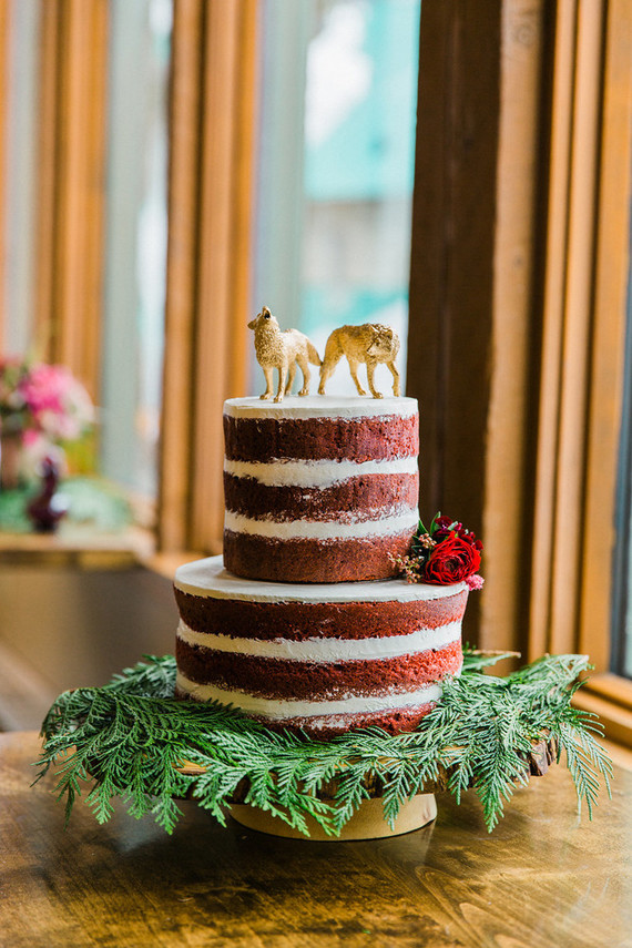 Red velvet naked cake