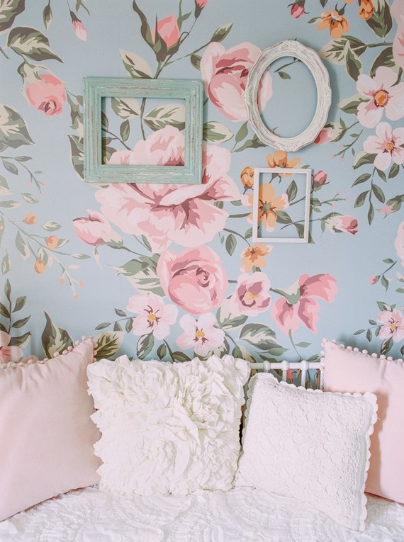 Floral shabby chic vintage nursery