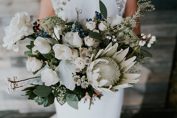 White bridal bouquet