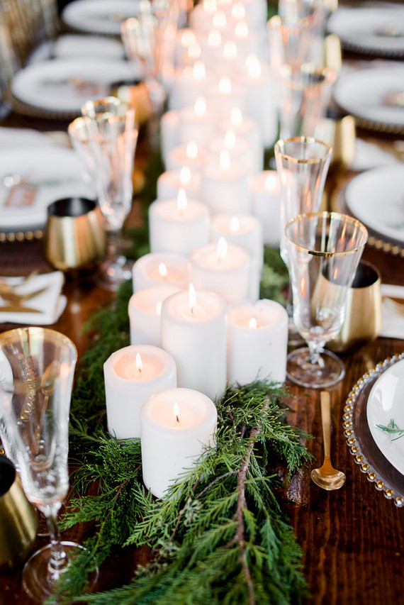neutral christmas decor