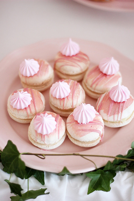 pink cupcakes