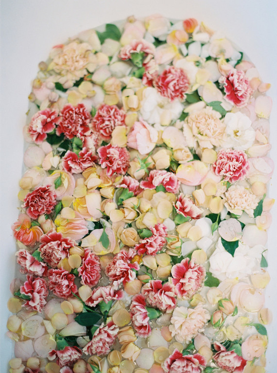 Floral milk bath