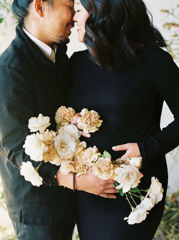 elegant maternity photos