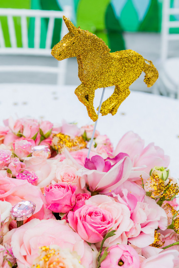 Unicorn cake topper