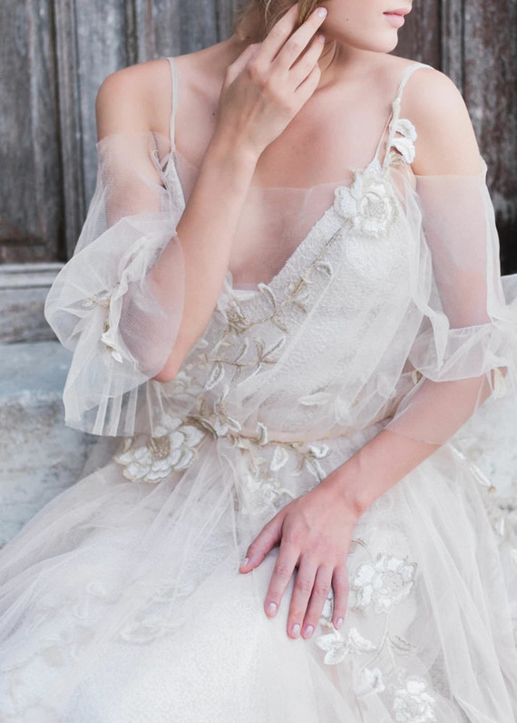 Tara Lauren wedding gown Inspiration