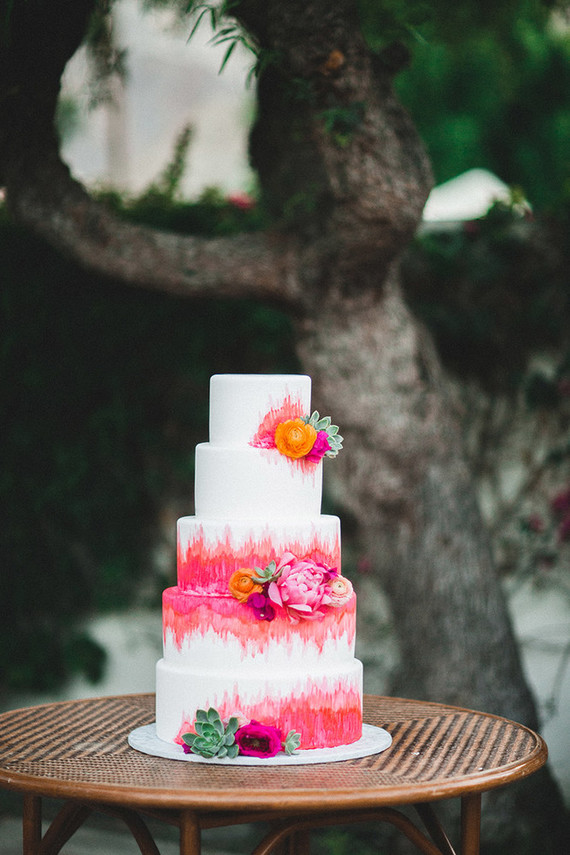 Modern wedding cake