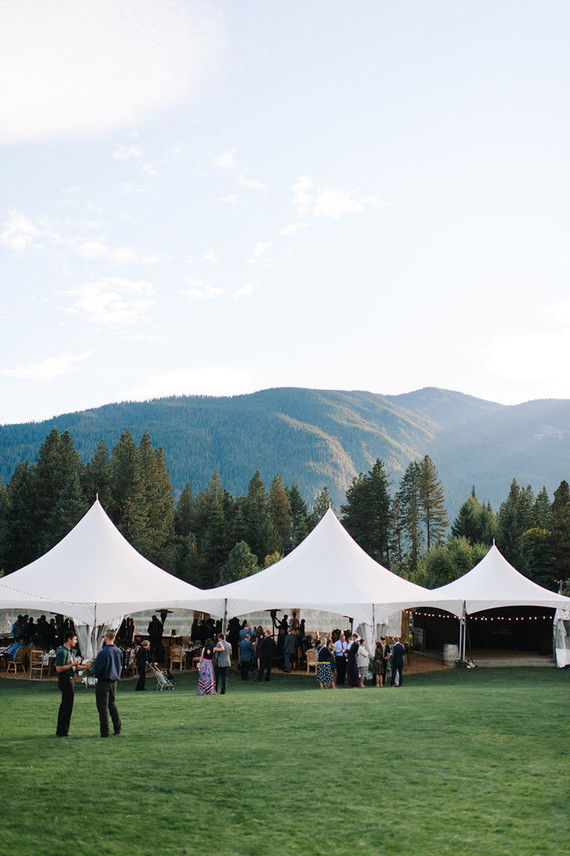 Pacific northwest mountain wedding