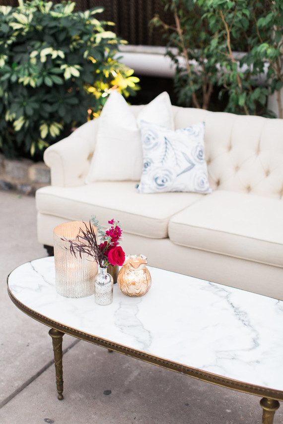 Romantic modern wedding decor