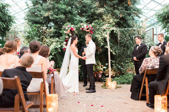 Romantic wedding at a Horticulture Center in Philadelphia