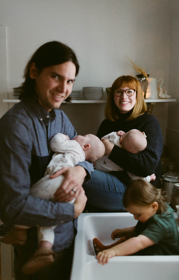 twin family photos