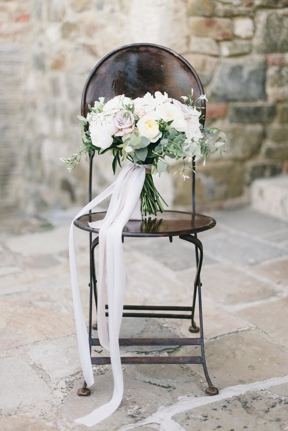 White bridal bouquet