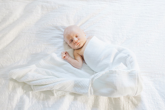 natural light newborn photos
