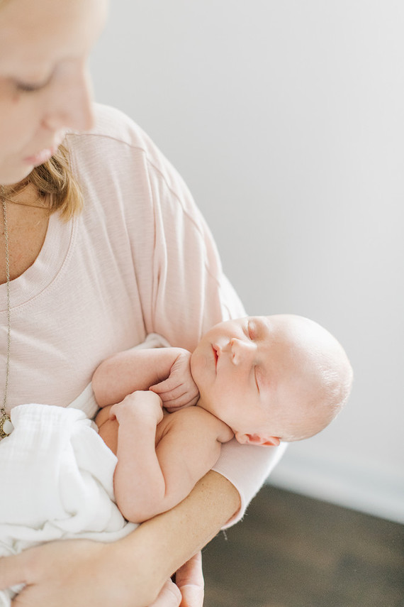 natural light newborn photos