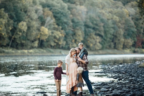 Rustic family maternity photos