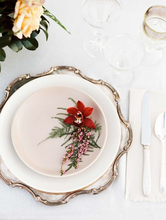 Winter place setting