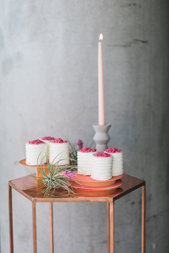 Mini wedding cakes