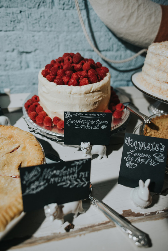DIY cake table