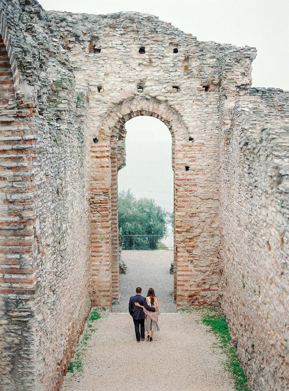 Winter family photos in Italy